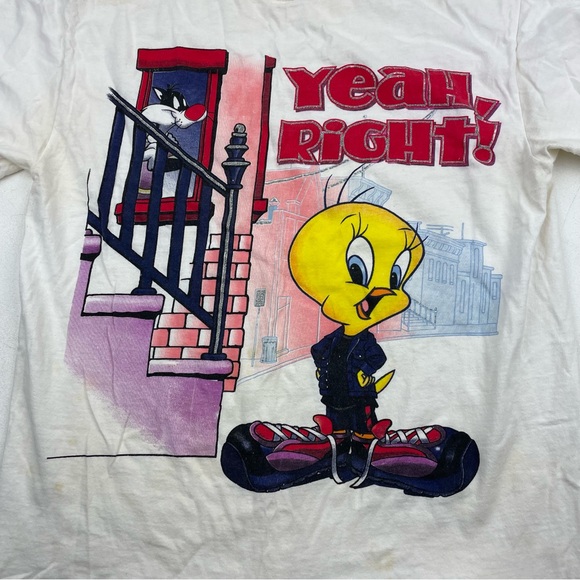 Vintage Looney Tunes Tweety "Yeah, Right!" T-Shirt (1990s) Size Medium - Picture 2 of 5